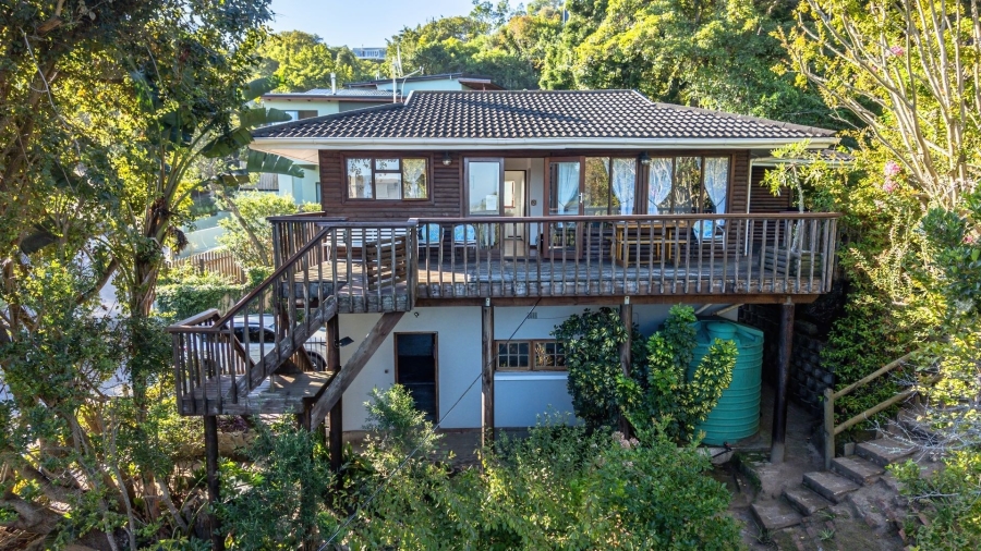 7 Bedroom Property for Sale in Paradise Western Cape